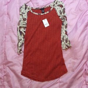 Small orange rue 21 feather shirt